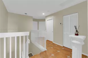 375 W Riverbend Dr, Sunrise, FL 33326 - Photo 25