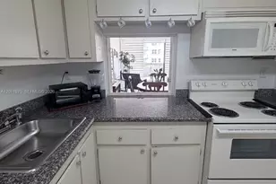 2501 Brickell Ave, Miami, FL 33129 - Photo 7