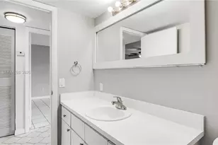 7231 Miami Lakes Dr, Miami Lakes, FL 33014 - Photo 15