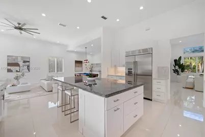 10703 SW 84th Ave, Miami, FL 33156 - Photo 9