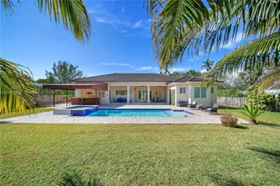 10703 SW 84th Ave, Miami, FL 33156 - Photo 43
