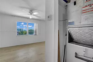 2145 Pierce St, Hollywood, FL 33020 - Photo 25