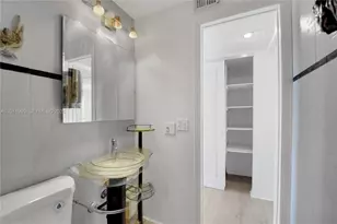 2145 Pierce St, Hollywood, FL 33020 - Photo 23