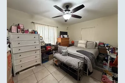 596 NW 109th St, Miami, FL 33168 - Photo 13