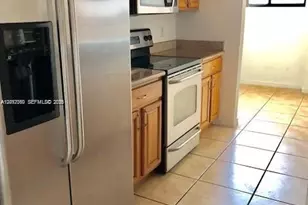 4242 NW 2nd St, Miami, FL 33126 - Photo 11