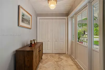 13401 SW 74th Ave, Pinecrest, FL 33156 - Photo 3