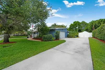 13401 SW 74th Ave, Pinecrest, FL 33156 - Photo 23