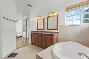 303 Bridgeton Rd, Weston, FL 33326 - Photo 21