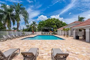 303 Bridgeton Rd, Weston, FL 33326 - Photo 31