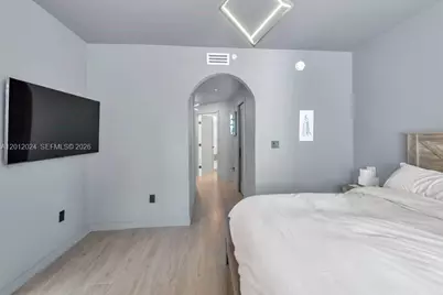 1 Century Ln #402, Miami Beach, FL 33139 - Photo 7