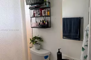 9445 SW 76th St, Miami, FL 33173 - Photo 3