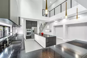 808 SW 9th St, Fort Lauderdale, FL 33315 - Photo 9