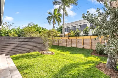 808 SW 9th St #808-B, Fort Lauderdale, FL 33315 - Photo 19