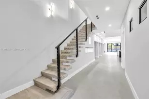 808 SW 9th St, Fort Lauderdale, FL 33315 - Photo 5