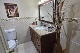 1670 NE 191st St, Miami, FL 33179 - Photo 11