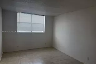 500 Executive Center Dr, West Palm Beach, FL 33401 - Photo 7