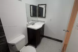 500 Executive Center Dr, West Palm Beach, FL 33401 - Photo 13