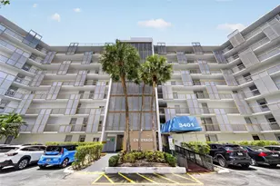 3401 N Country Club Dr, Aventura, FL 33180 - Photo 23