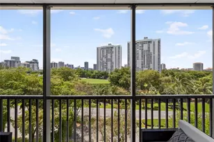 3401 N Country Club Dr, Aventura, FL 33180 - Photo 11