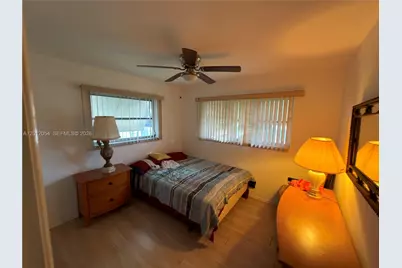 4635 NW 44th St, Tamarac, FL 33319 - Photo 7
