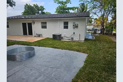 1941 NE 2nd Ter, Pompano Beach, FL 33060 - Photo 9