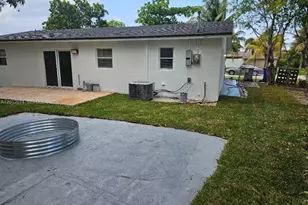 1941 NE 2nd Terrace, Pompano Beach, FL 33060 - Photo 9
