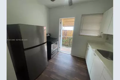 1644 Plunkett St #EAST, Hollywood, FL 33020 - Photo 3