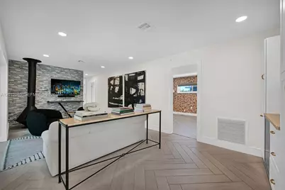 1001 NW 4th Ct, Boca Raton, FL 33432 - Photo 23