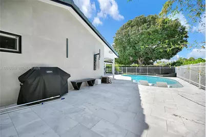 1001 NW 4th Ct, Boca Raton, FL 33432 - Photo 57