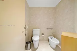 20290 Fairway Oaks Dr, Boca Raton, FL 33434 - Photo 23