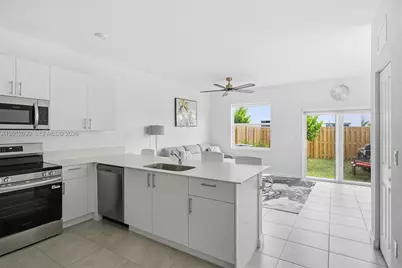 35781 SW 178th Pl, Homestead, FL 33034 - Photo 11