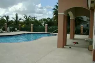1300 SE 31st Ct, Homestead, FL 33035 - Photo 9