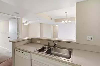 520 SE 5th Ave #1409, Fort Lauderdale, FL 33301 - Photo 7