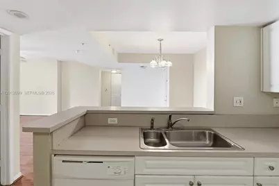 520 SE 5th Ave #1409, Fort Lauderdale, FL 33301 - Photo 9