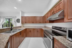 2334 SE 24th Ave, Homestead, FL 33035 - Photo 9