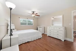 8826 W McNab Rd, Tamarac, FL 33321 - Photo 15