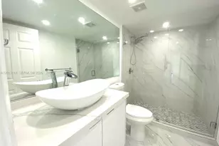 3530 Mystic Pointe Dr, Aventura, FL 33180 - Photo 9