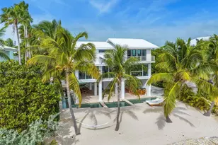 60 Ocean Front Dr, Key Largo, FL 33037 - Photo 13