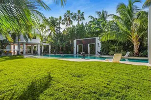 60 Ocean Front Dr, Key Largo, FL 33037 - Photo 31