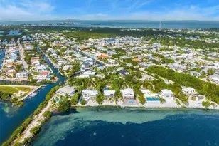 60 Ocean Front Dr, Key Largo, FL 33037 - Photo 7