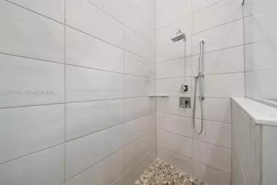 7635 NW 103rd Pl, Doral, FL 33178 - Photo 37