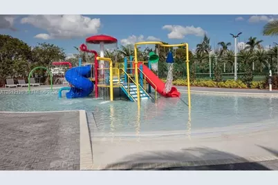 7635 NW 103rd Pl, Doral, FL 33178 - Photo 67