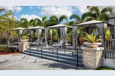 7635 NW 103rd Pl, Doral, FL 33178 - Photo 55