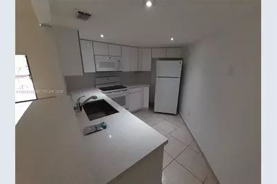 10245 NW 9th St Cir #204-9, Miami, FL 33172 - Photo 9