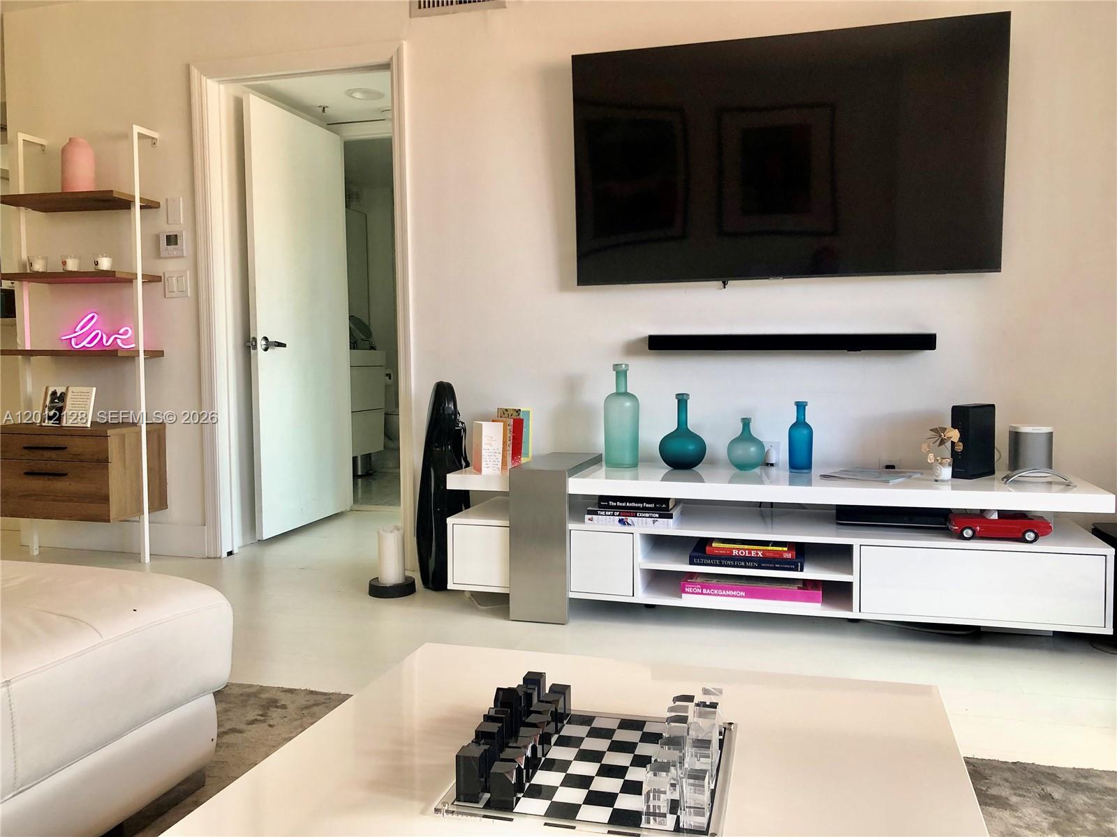 90 Alton Rd #307 - 90 Alton Rd #307, Miami Beach, FL 33139 Luxury Property | Jose Angel Pina