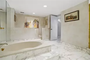 2751 S Ocean Dr, Hollywood, FL 33019 - Photo 27
