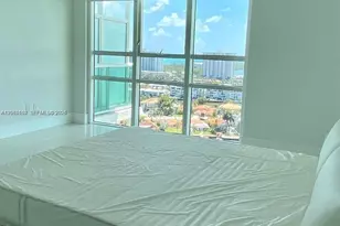 400 Sunny Isles Blvd, Sunny Isles Beach, FL 33160 - Photo 11