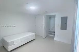 400 Sunny Isles Blvd, Sunny Isles Beach, FL 33160 - Photo 9