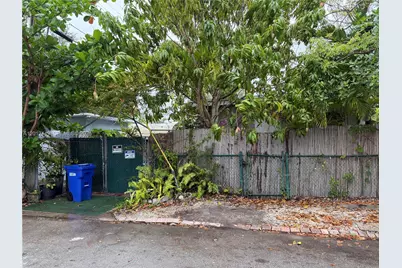 2305 NE 135th Ter, North Miami Beach, FL 33181 - Photo 25