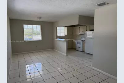 837 SE 8th Ct #2, Hialeah, FL 33010 - Photo 3